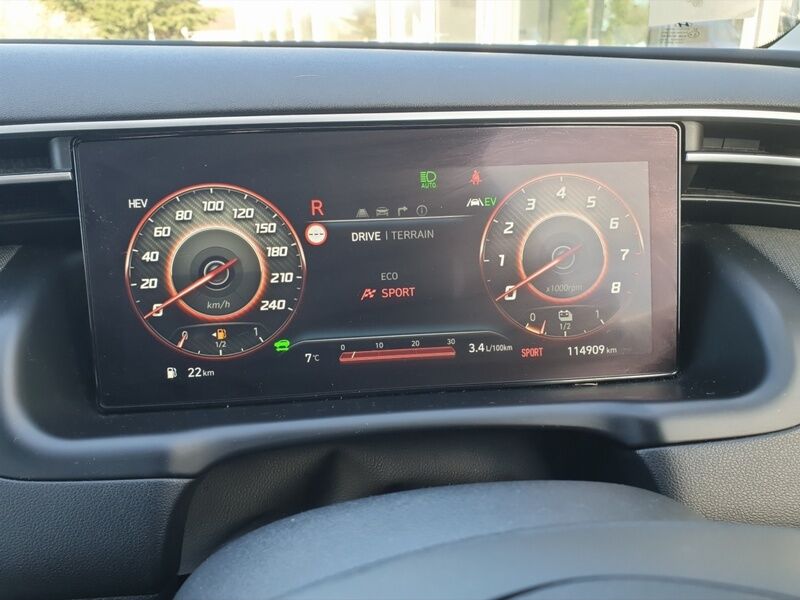 More views of Hyundai Tucson