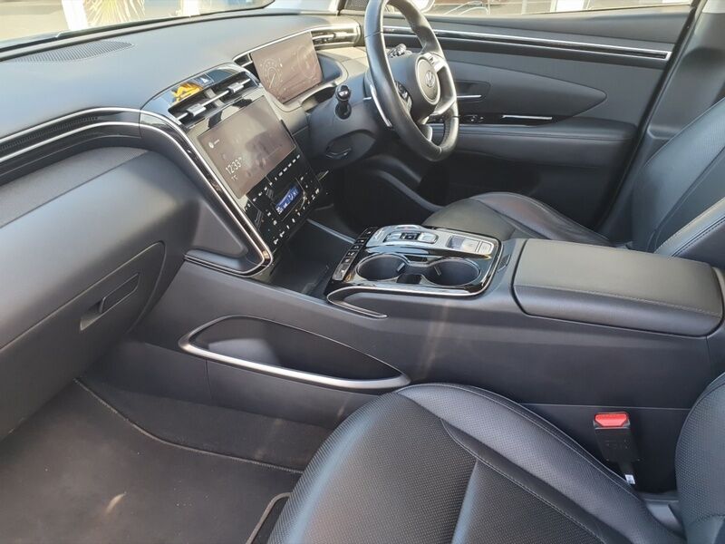 More views of Hyundai Tucson