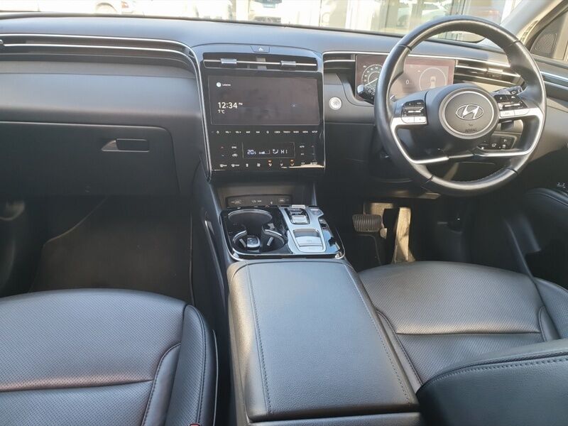 More views of Hyundai Tucson
