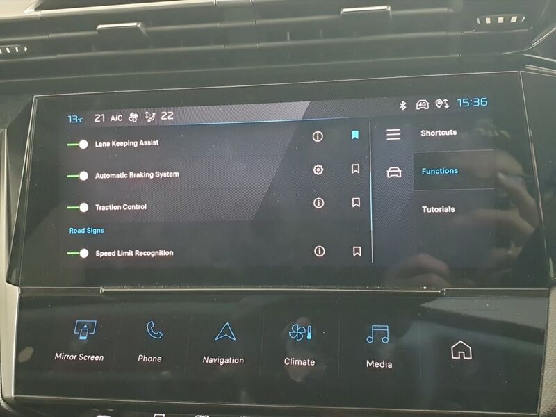 More views of Peugeot 408