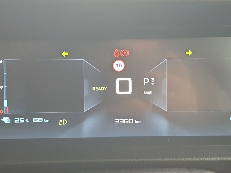 More views of Citroen Spacetourer