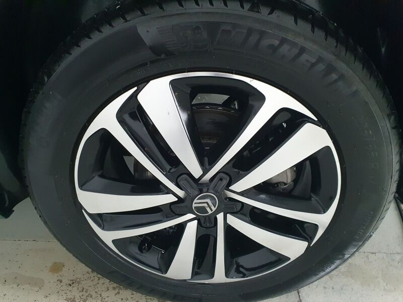 More views of Citroen Spacetourer