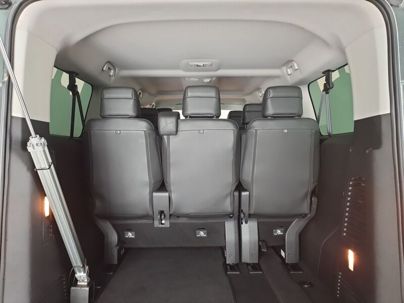 More views of Citroen Spacetourer