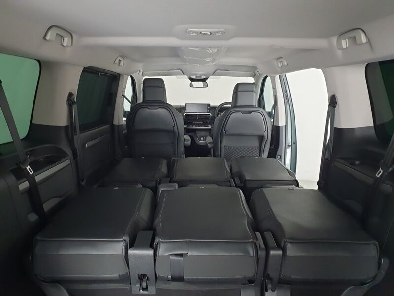 More views of Citroen Spacetourer