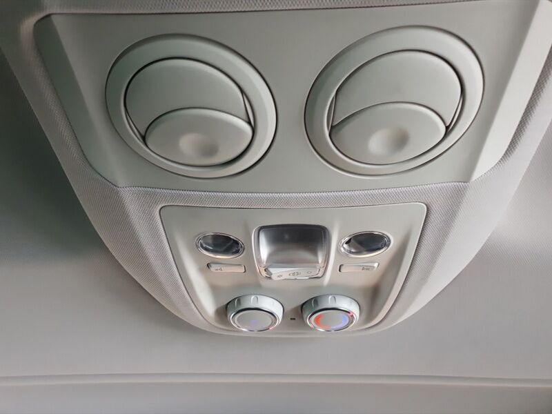 More views of Citroen Spacetourer