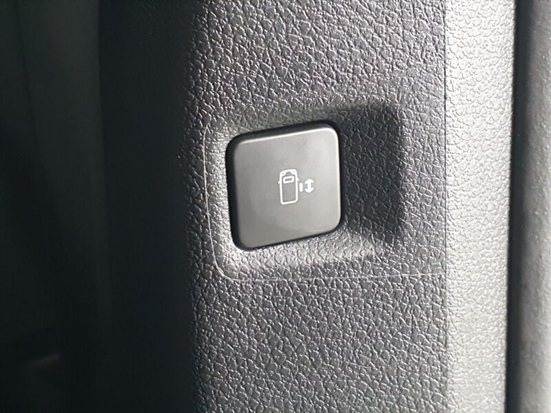 More views of Citroen Spacetourer