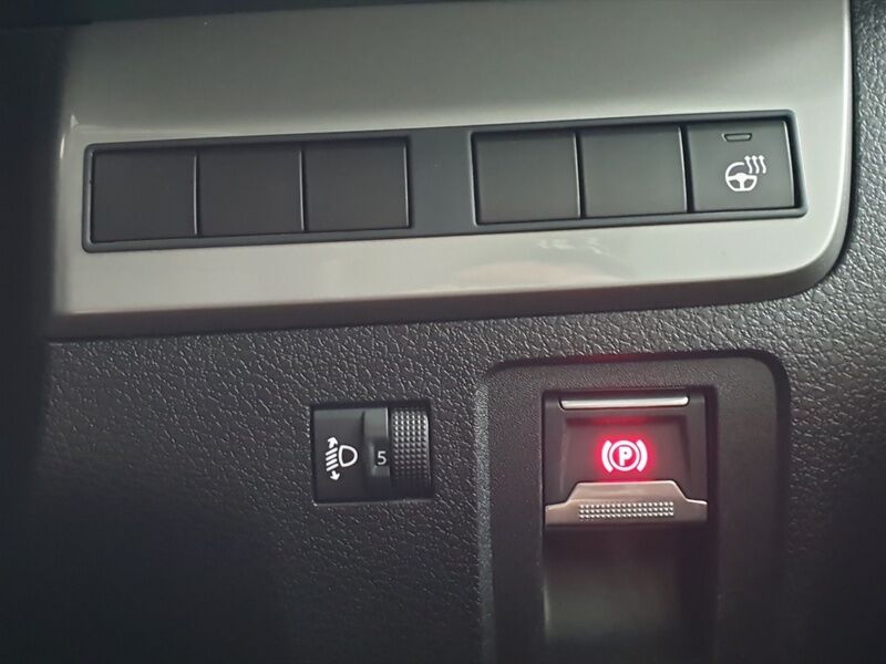 More views of Citroen Spacetourer