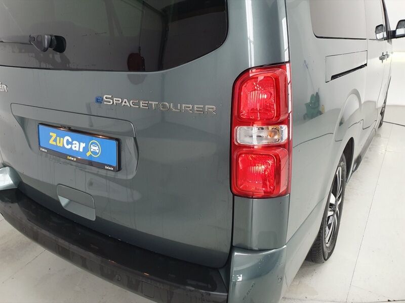 More views of Citroen Spacetourer