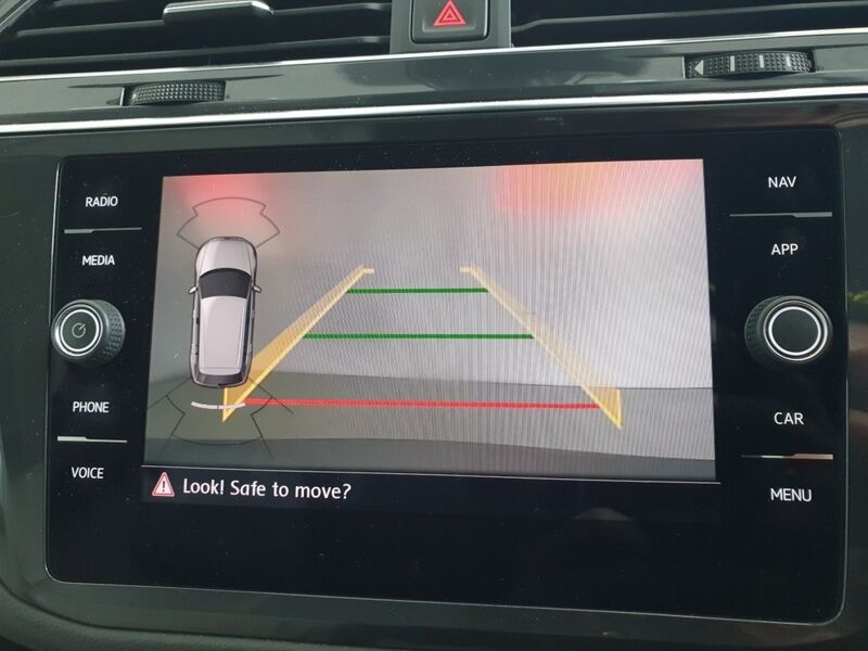 More views of Volkswagen Tiguan Allspace