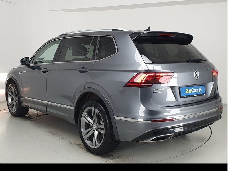 More views of Volkswagen Tiguan Allspace