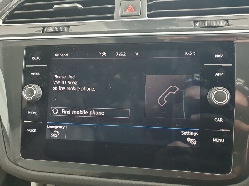 More views of Volkswagen Tiguan Allspace