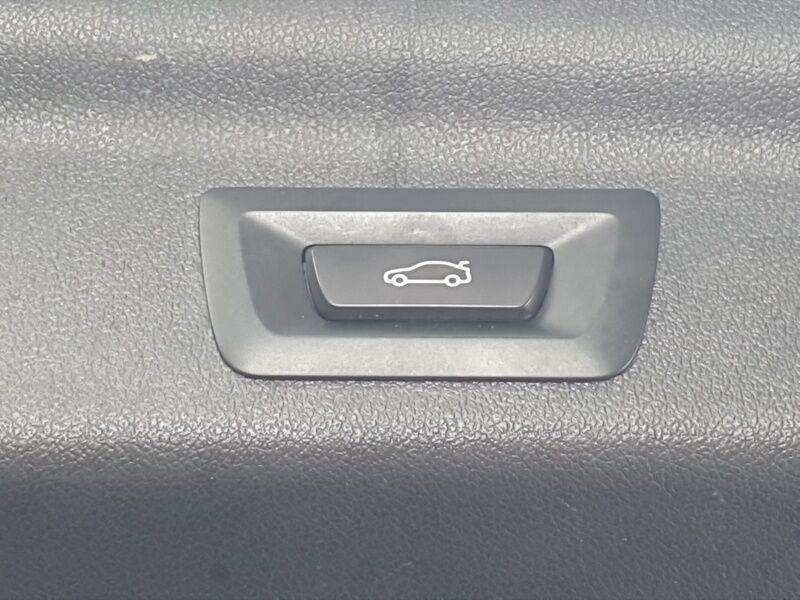 More views of BMW X1