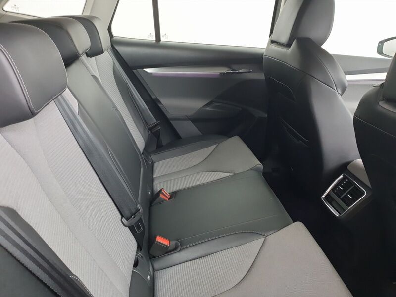 More views of Skoda Enyaq