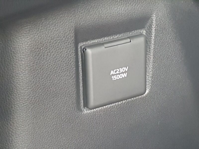 More views of Toyota C-HR