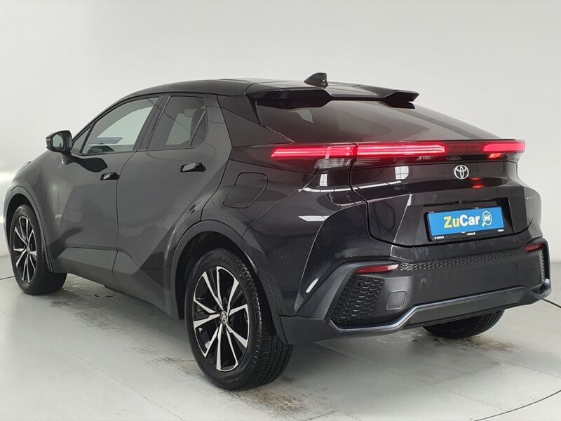 More views of Toyota C-HR