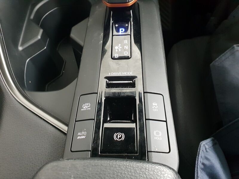 More views of Toyota C-HR