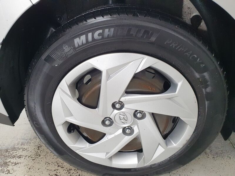 More views of Hyundai i20