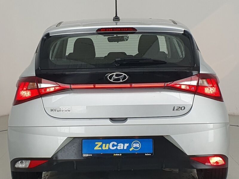 More views of Hyundai i20