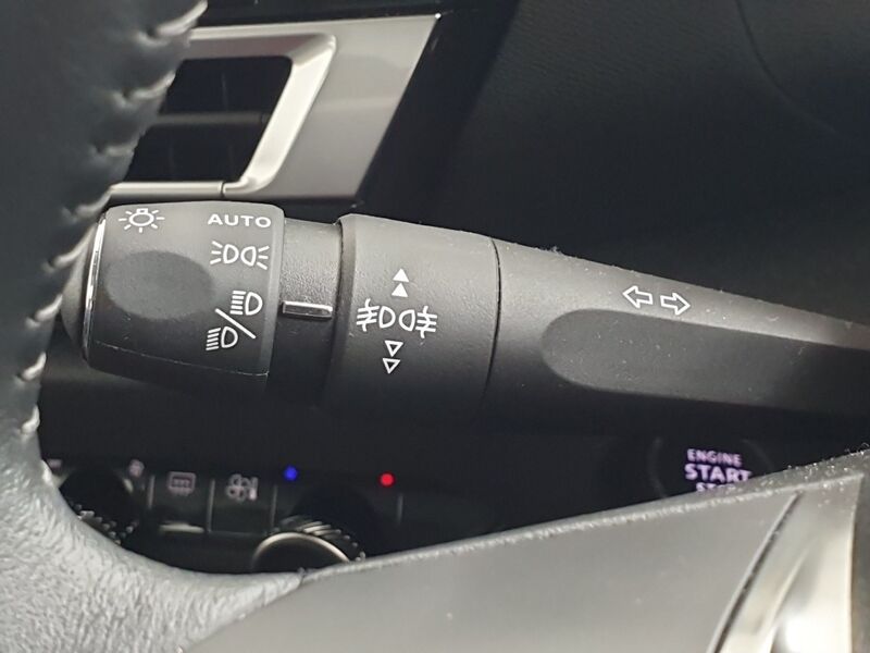 More views of Citroen e-C4