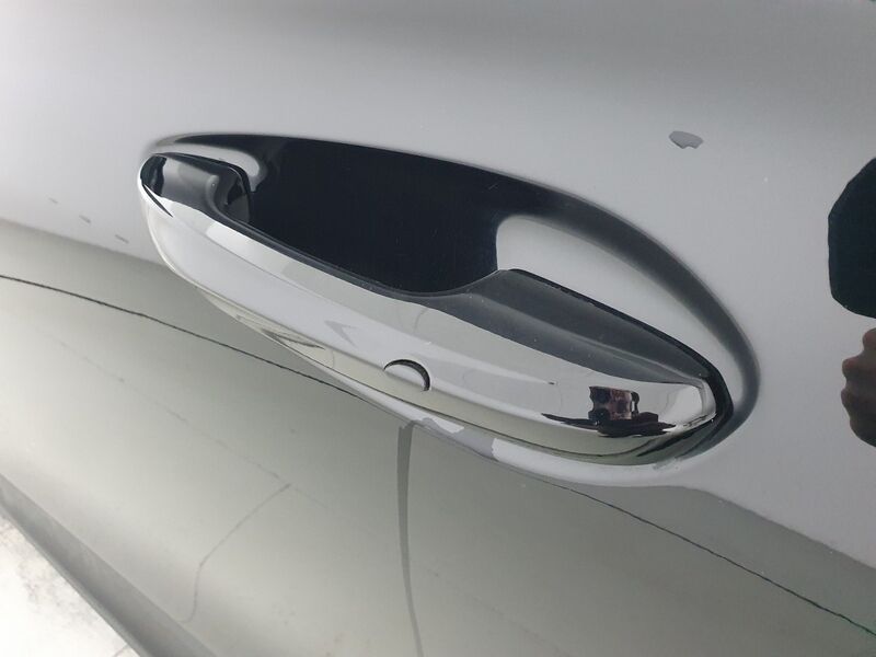 More views of MG MG4