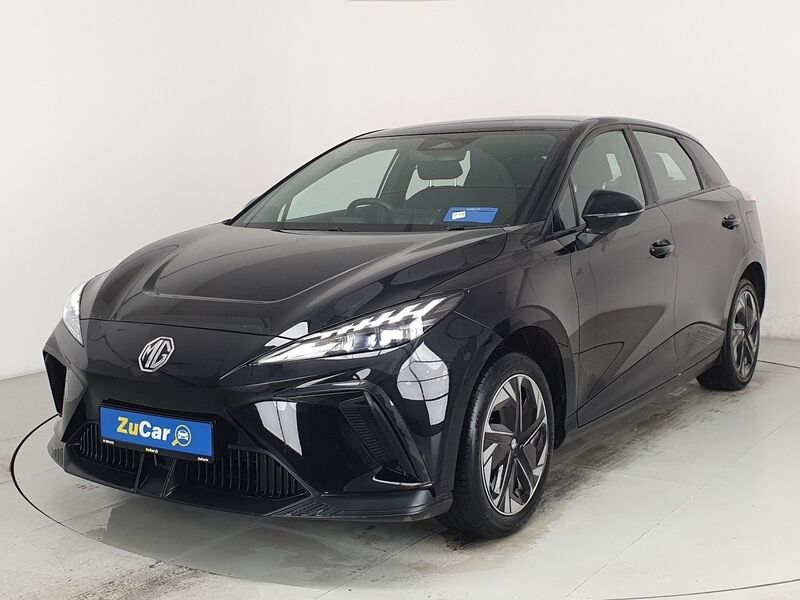 More views of MG MG4