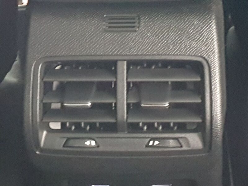 More views of Citroen e-C4