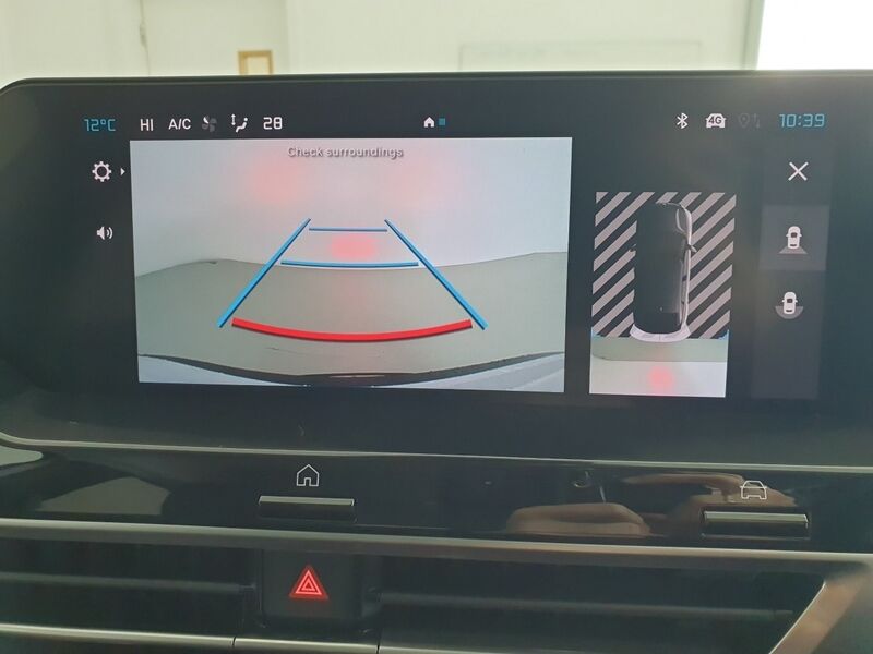 More views of Citroen e-C4