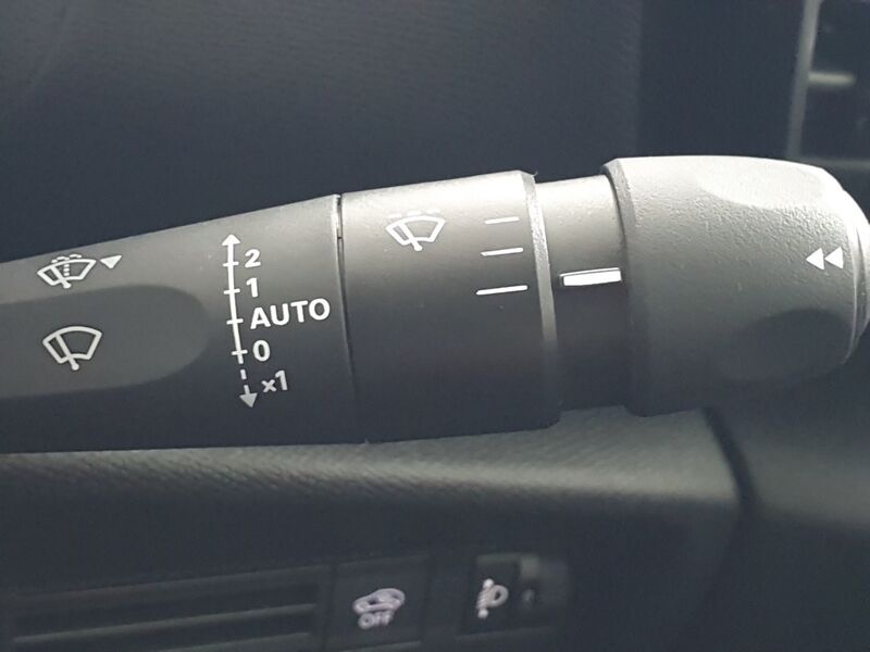 More views of Citroen e-C4