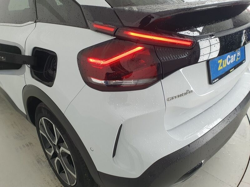 More views of Citroen e-C4