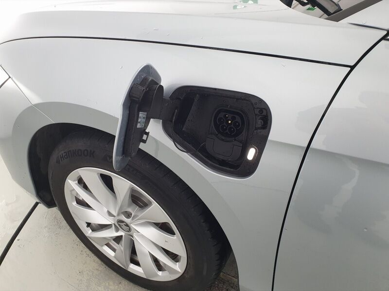 More views of Skoda Superb