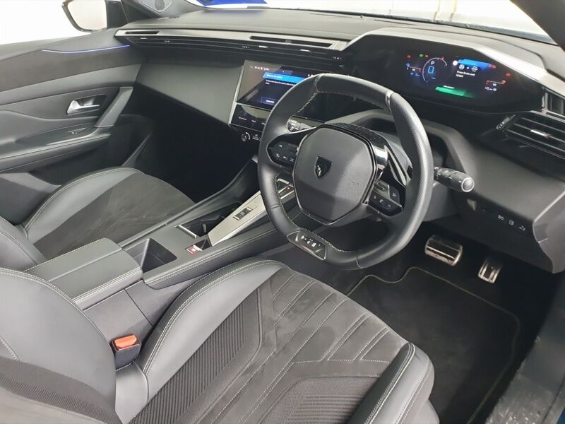 More views of Peugeot 408