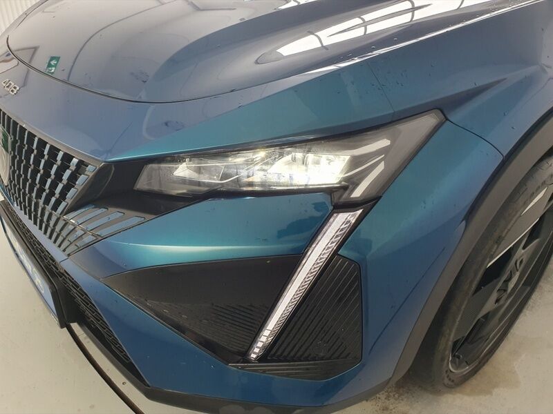 More views of Peugeot 408