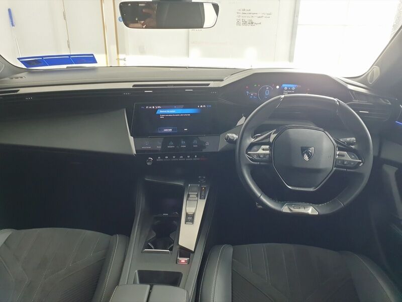 More views of Peugeot 408