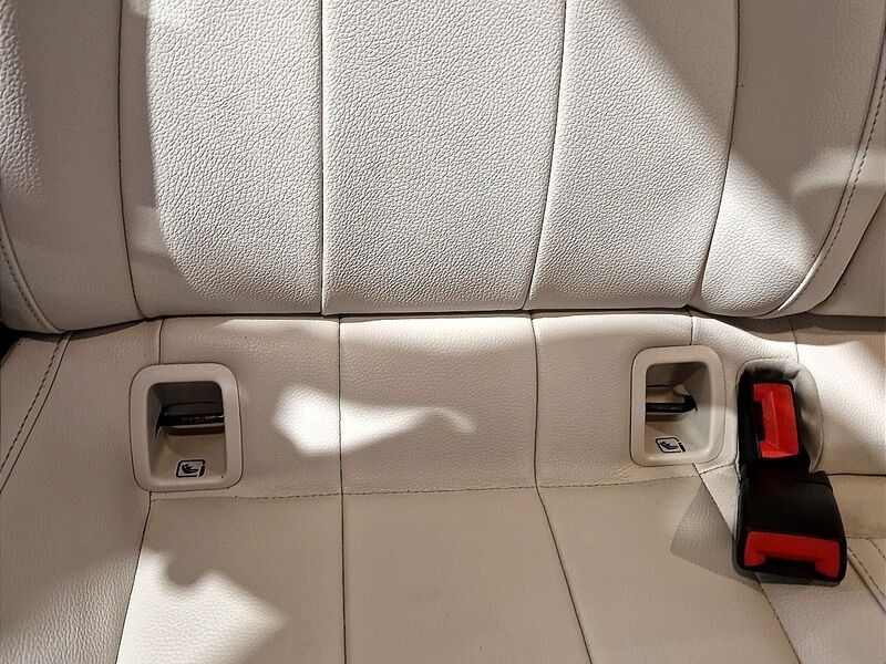 More views of Mercedes-Benz CLA