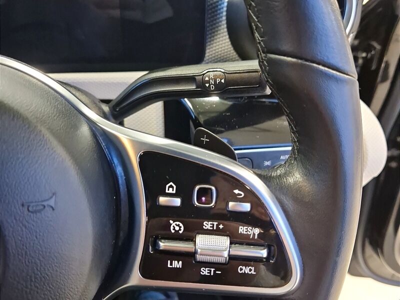 More views of Mercedes-Benz CLA