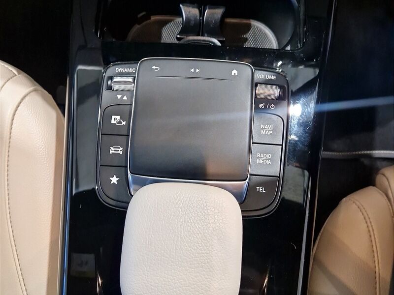 More views of Mercedes-Benz CLA