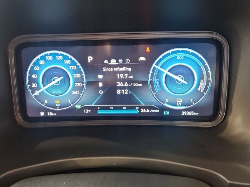 More views of Hyundai KONA