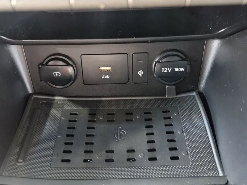 More views of Hyundai KONA