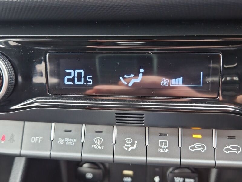 More views of Hyundai KONA