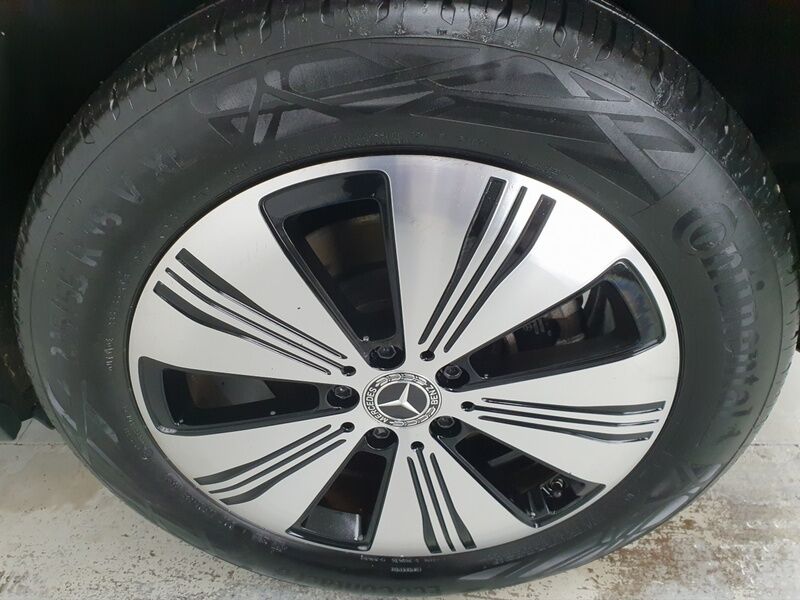 More views of Mercedes-Benz EQA