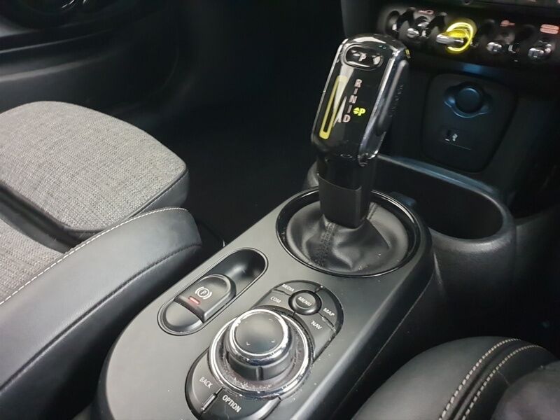 More views of Mini Cooper