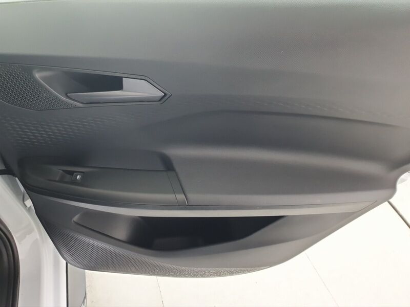 More views of Cupra Born