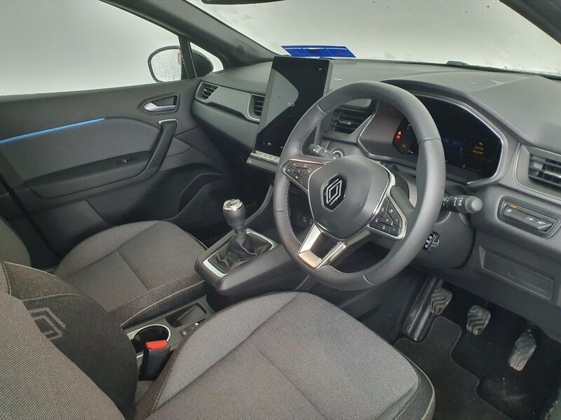 More views of Renault Captur