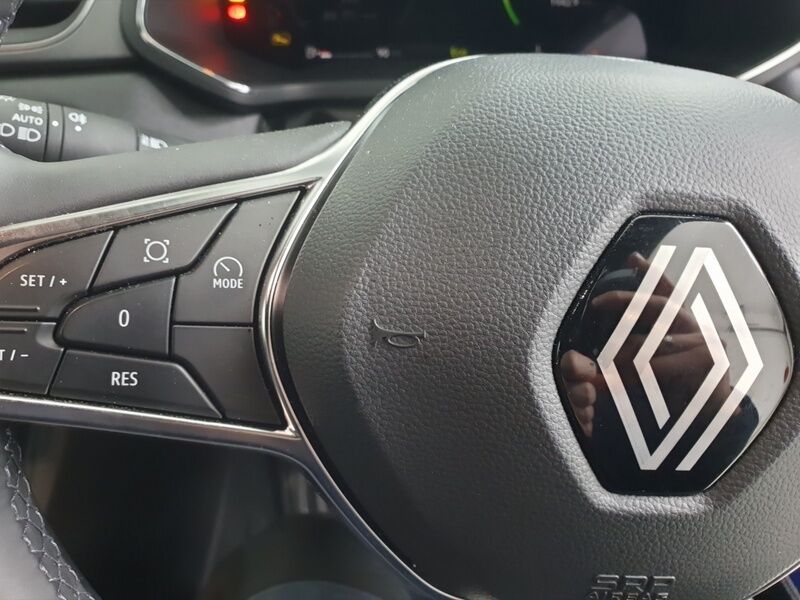 More views of Renault Captur