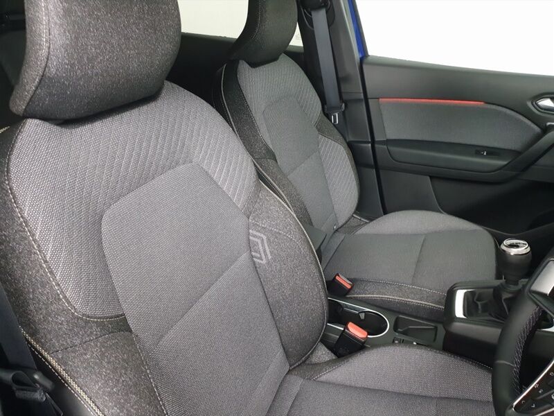 More views of Renault Captur