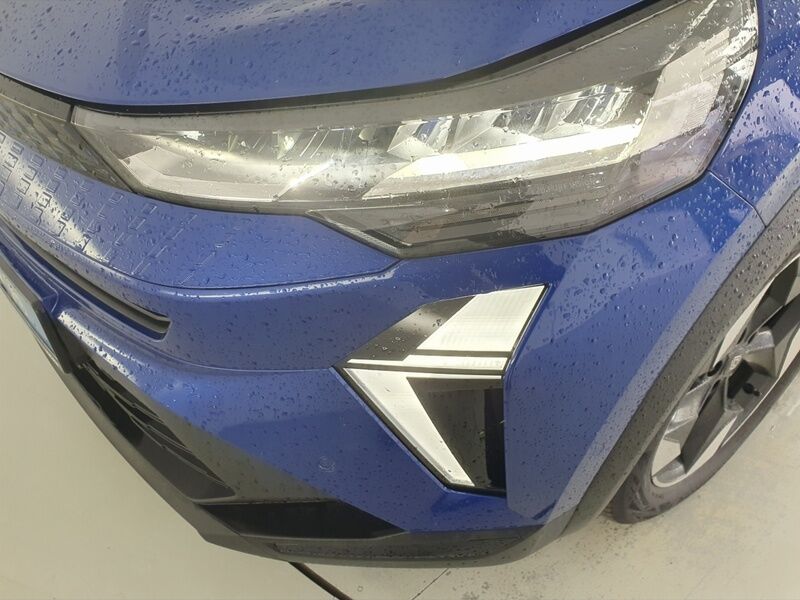 More views of Renault Captur