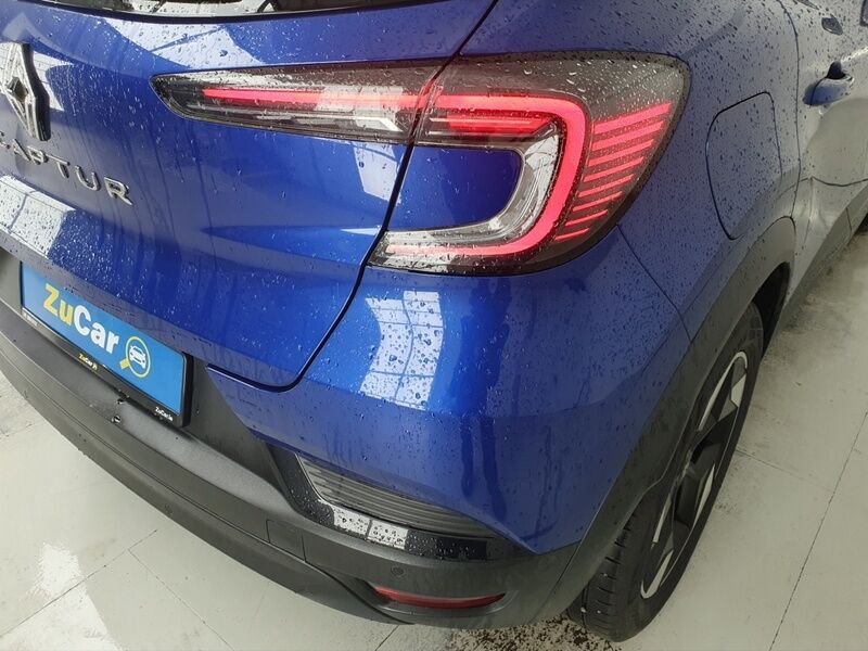 More views of Renault Captur