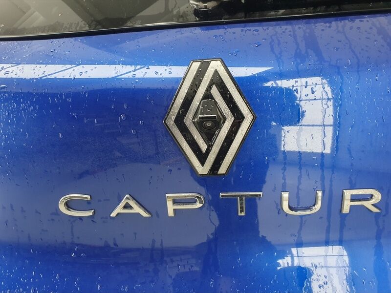 More views of Renault Captur