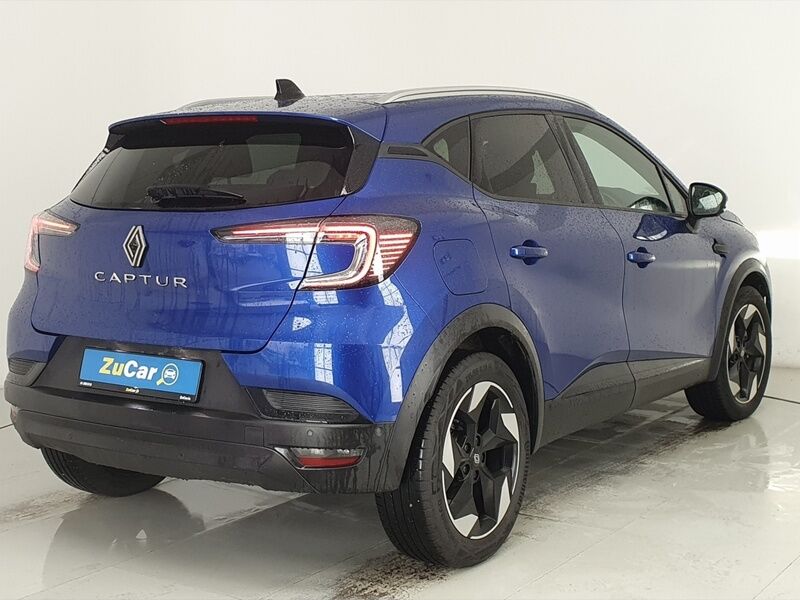 More views of Renault Captur
