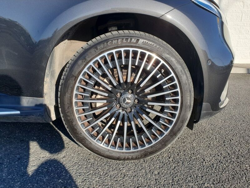 More views of Mercedes-Benz EQC